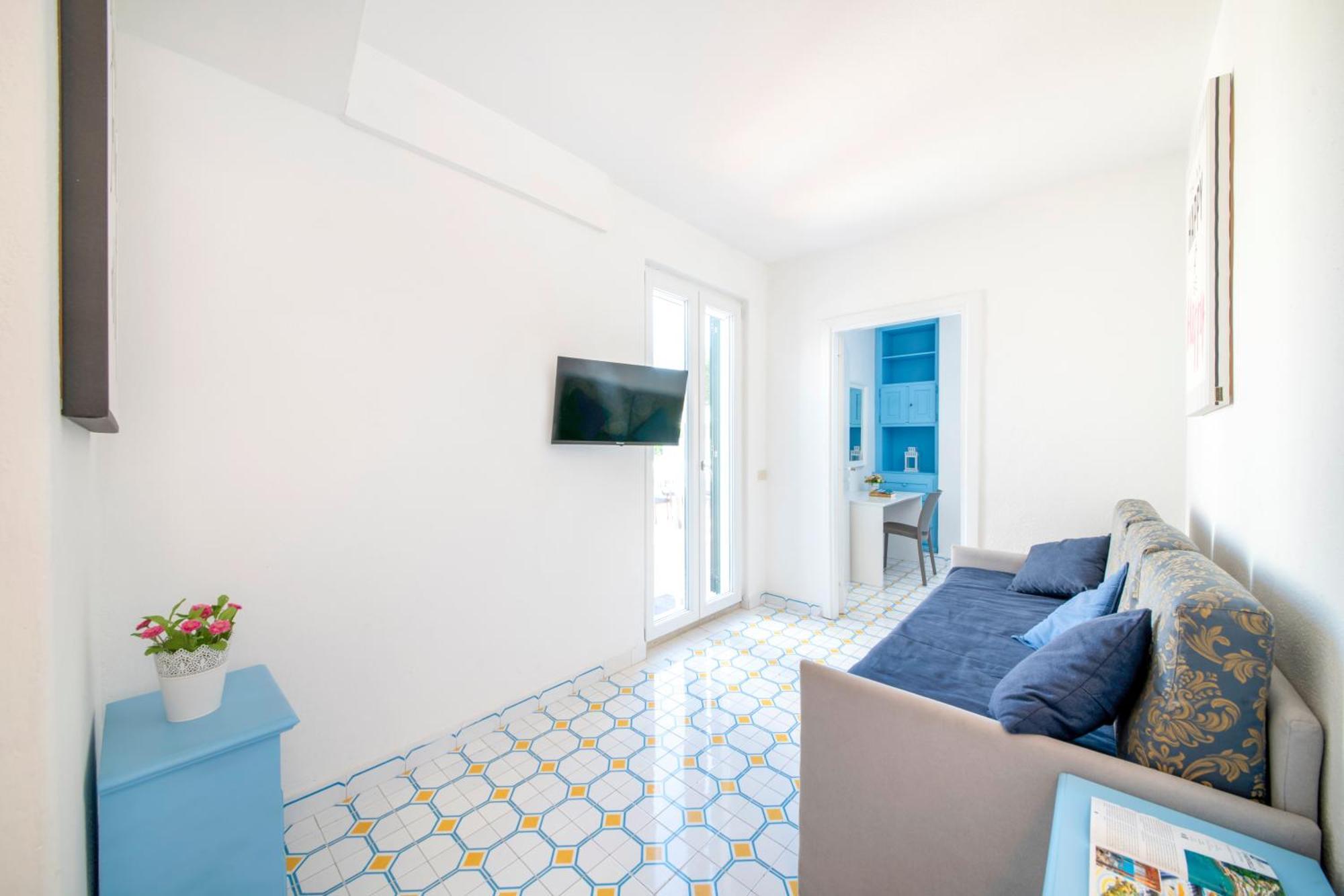 La Baia Blu - Ischia Apartment Luaran gambar